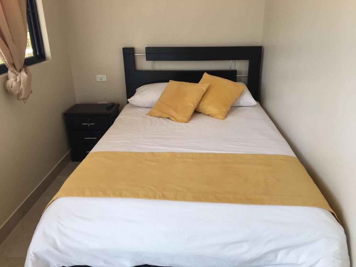 Tababela Airport B&B Eksteriør bilde